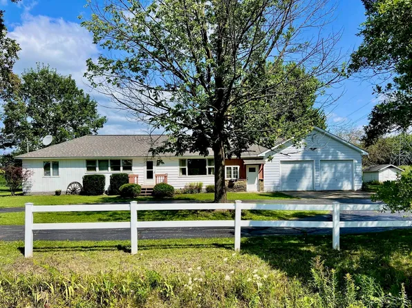 15240 W Townline Rd, Saint Charles, MI 48655