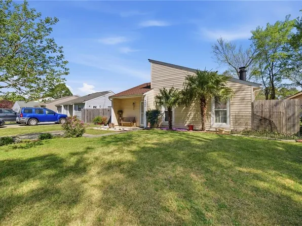 3520 Forest Glen Rd, Virginia Beach, VA 23452