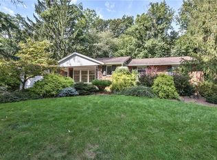 108 Tree Brook Dr, Rochester, NY 14625