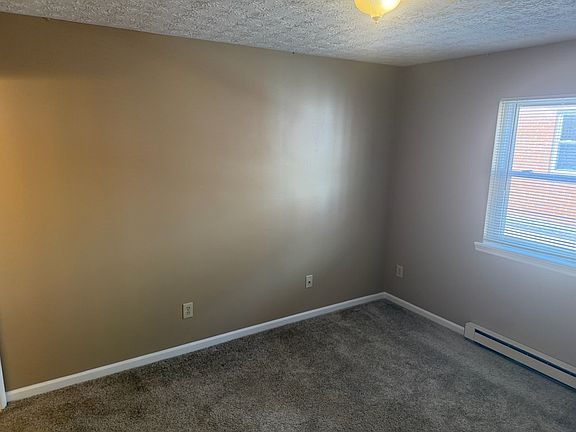 3rd image of 674 Lathrop St #674