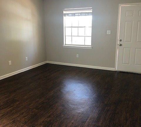 2nd image of 9309 Sprinkle Ln APT L