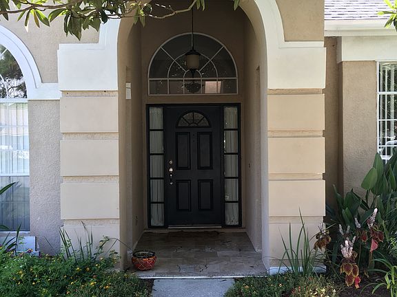 front entry exterior 