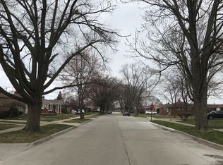 9328 Vine Ave, Allen Park, MI 48101