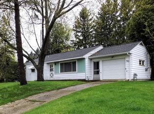 447 Harvey St, Shelby, MI 49455