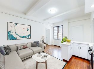 140 E 46th St APT 2R, New York, NY 10017
