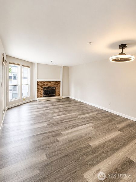 3rd image of 15209 Sunwood Boulevard #B36