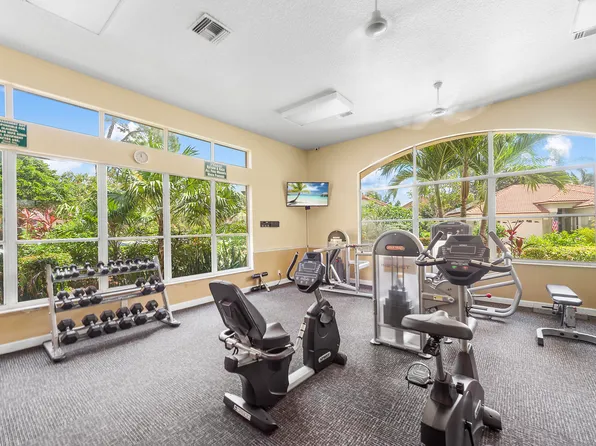 5188 Elpine Way, Riviera Beach, FL 33418