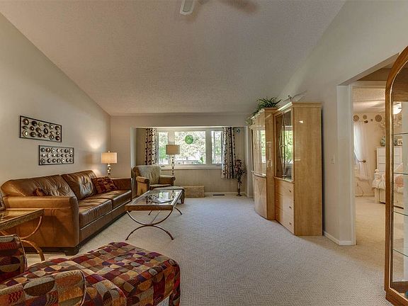 4th image of 3428 Brenthill Dr