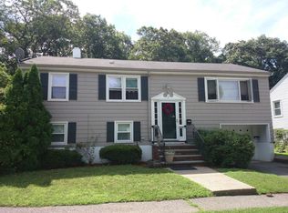 2 Cedarcrest Cir, West Roxbury, MA 02132