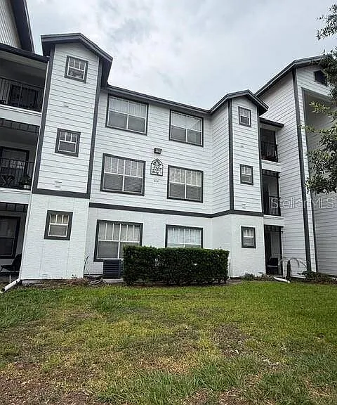 2207 Antigua Pl #727 — Photo 1