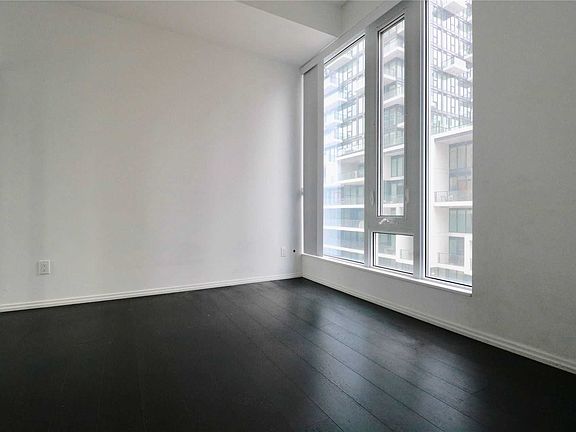 3rd image of 68 Shuter St Unit 503