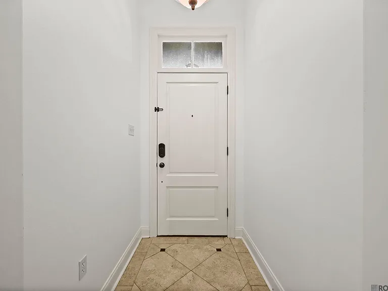 17514 Lake Willow Ave — Photo 4