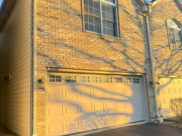 5813 Fieldstone Trl, McHenry, IL 60050