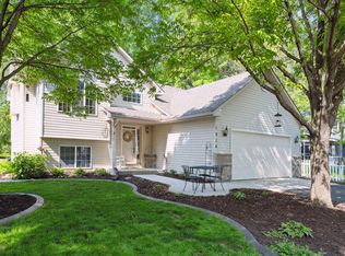 1914 Fischer Dr, Waconia, MN 55387