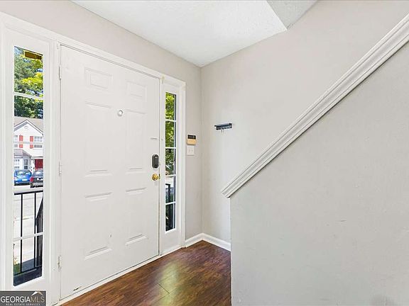 5th image of 5910 Hampton Ct