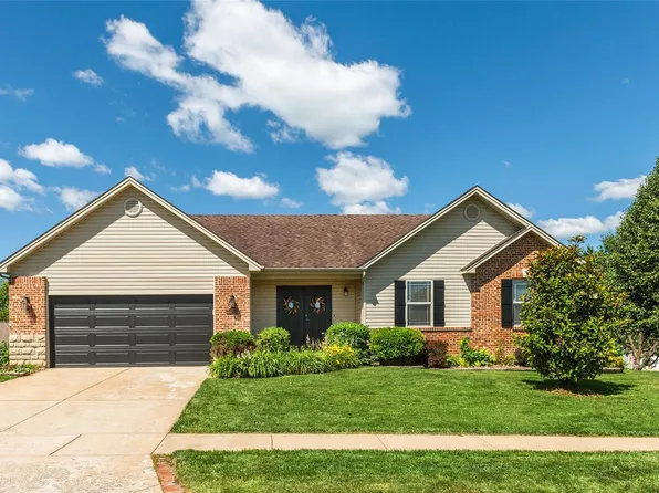 6031 Blake Thomas Dr, Wentzville, MO 63385