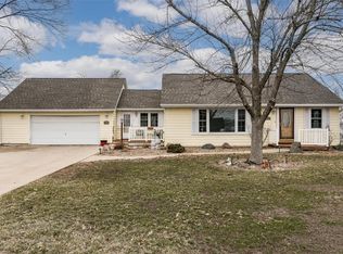 2800 12th Ave SW, Cedar Rapids, IA 52404