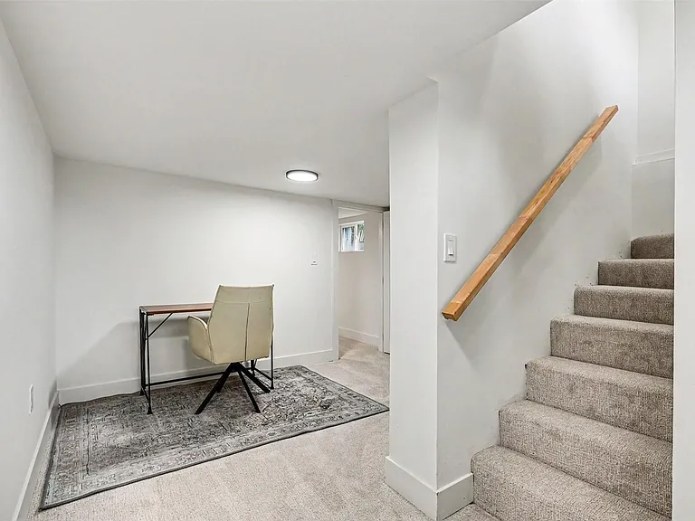 5645 W Virginia Ave — Photo 17