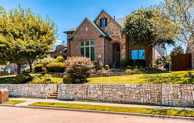 1st image of 12340 Burgess Ln