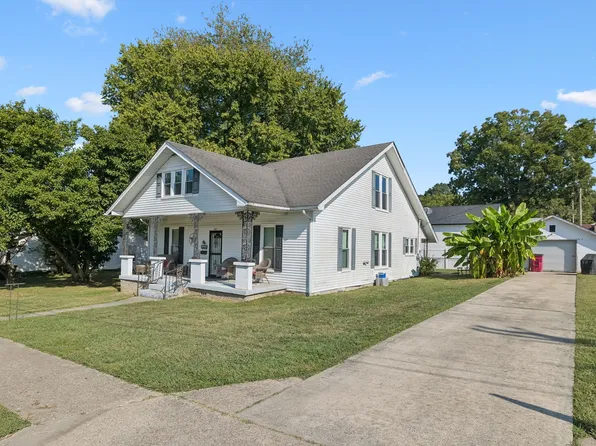 407 Jefferson Ave E, Carthage, TN 37030