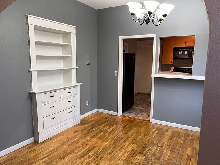 421 Bannock St — Photo 3