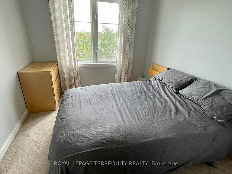 165 Hampshire Way #152 — Photo 15