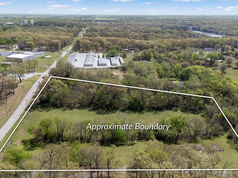 1st image of 1305 Dubois Ln