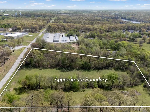 1305 Dubois Ln, Grove, OK 74344