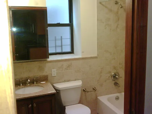 Rented by Apartments by Us | media 28