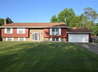 10608 Julie St NE, Alliance, OH 44601
