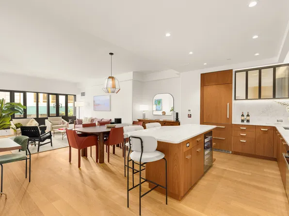 110 Charlton Street image 1 of 23