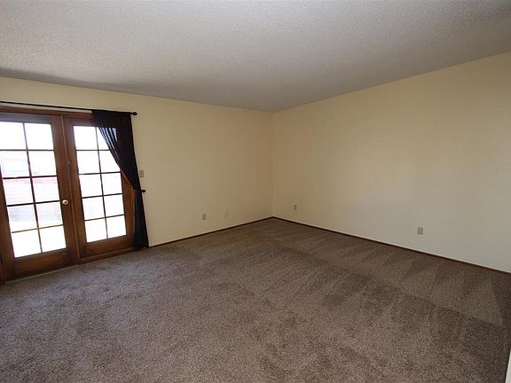 5th image of 1465 E Laguna Pl Unit 7