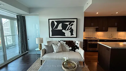 11 Bronte Rd #501 Photo 1