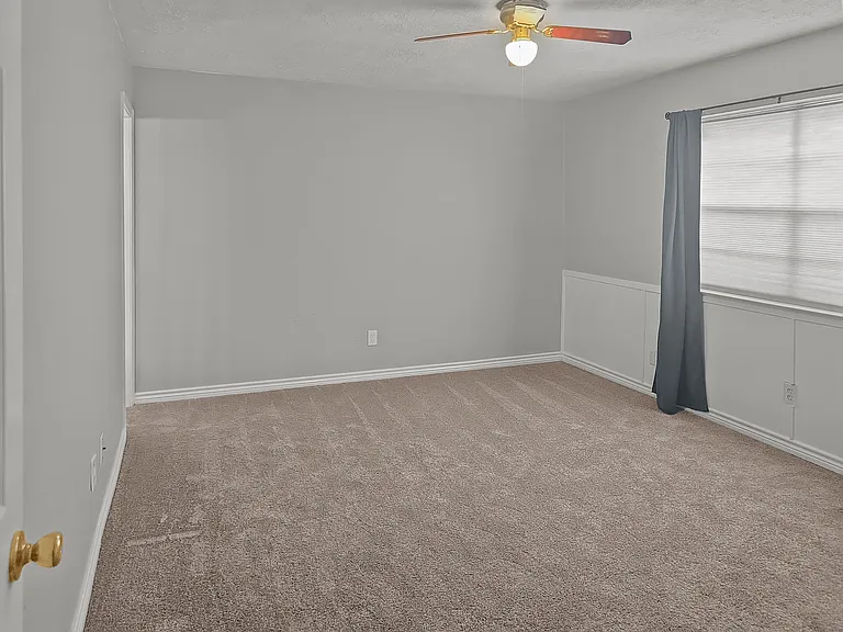701 Idlewilde Dr — Photo 18