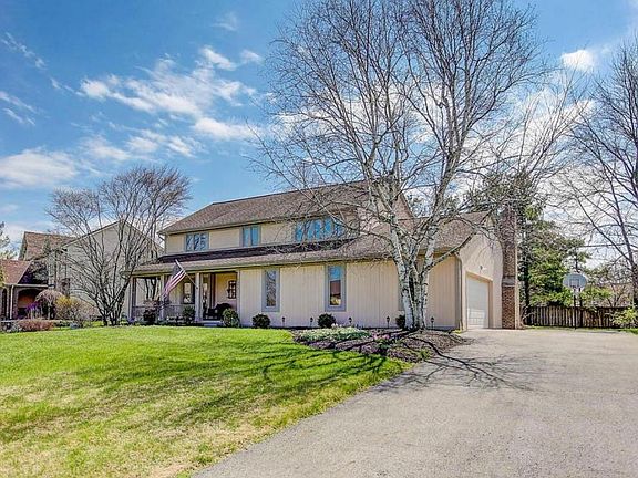 3rd image of 10095 Hounsdale Dr NW