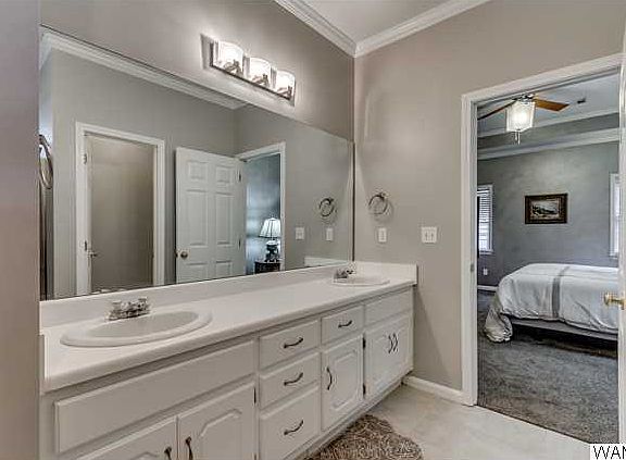 5th image of 1117 Wisteria Dr