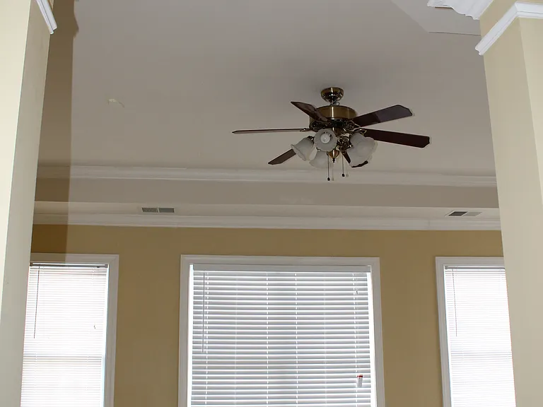 24907 Earlsford Dr — Photo 44