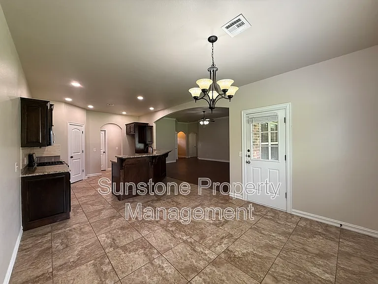 9307 N 95th East Ave — Photo 8