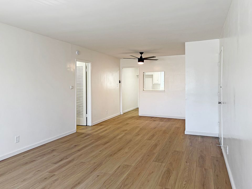 1st image of 13447 Bailey St #5