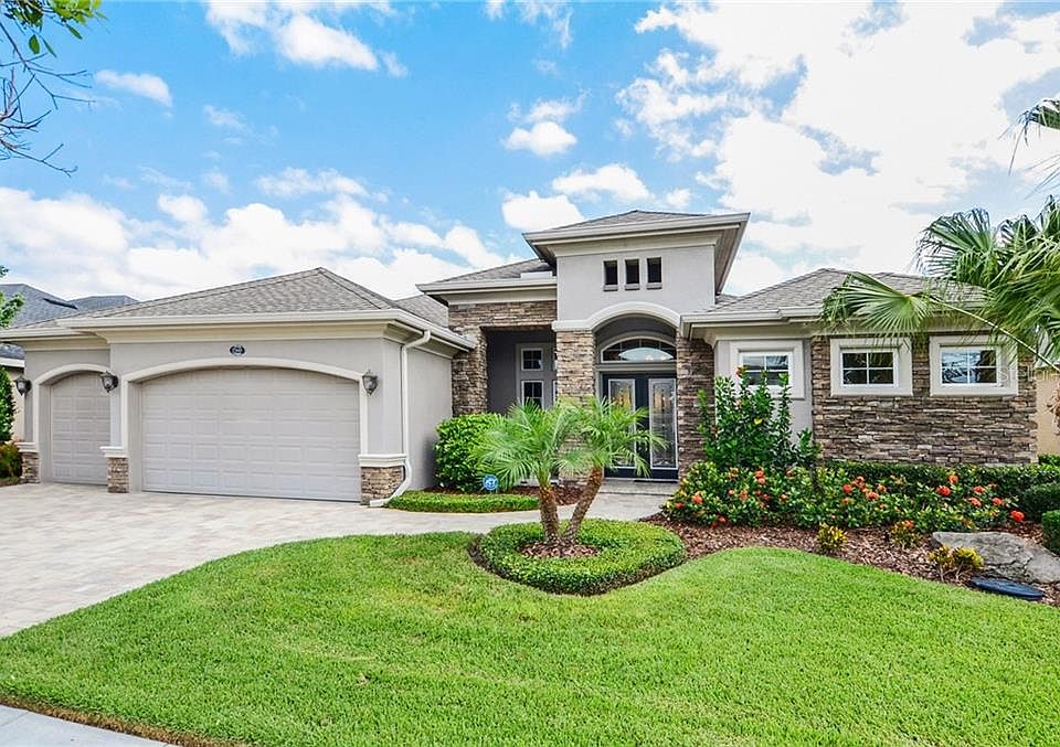 1st image of 32449 Silvercreek Way