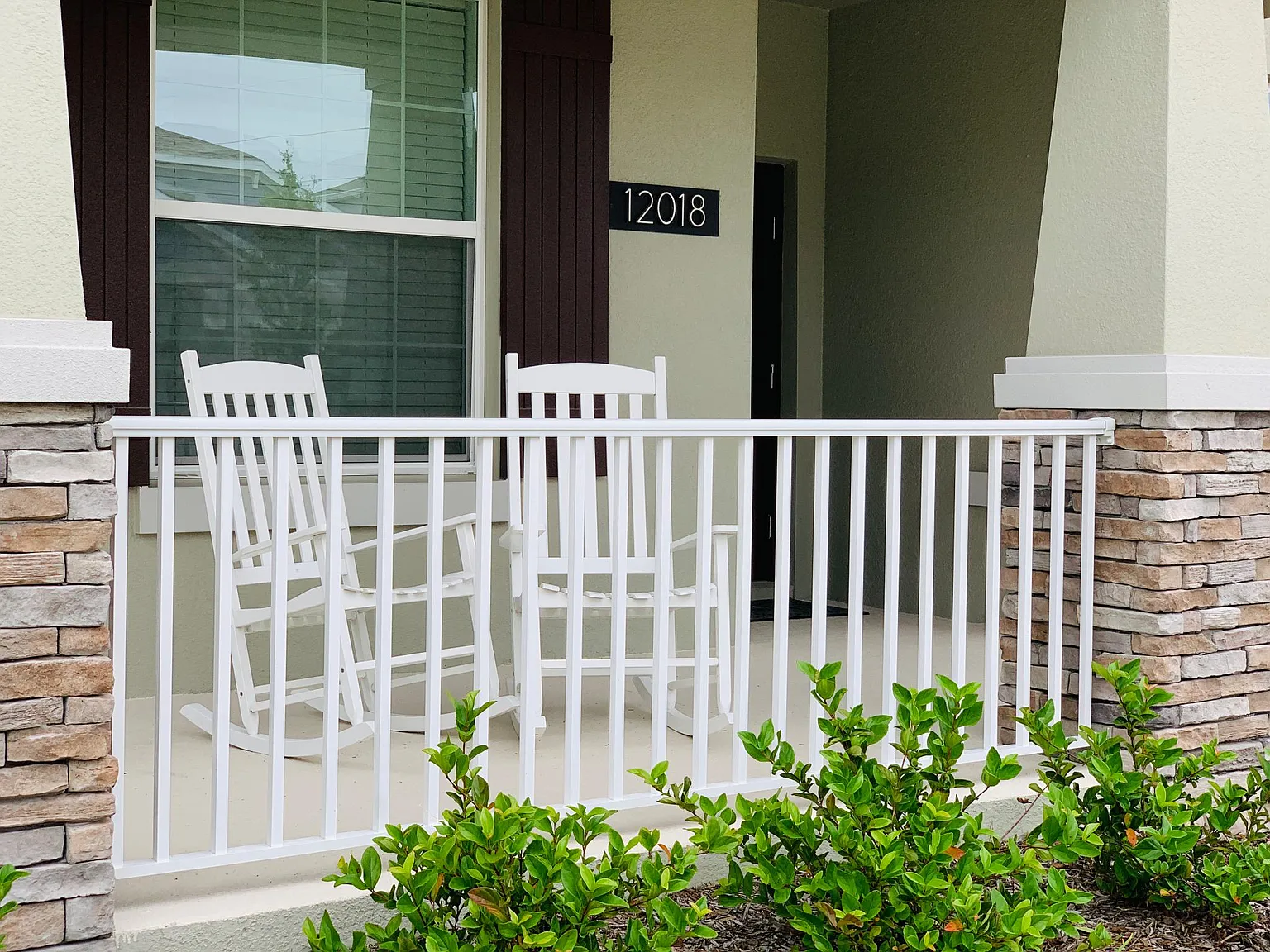 5 bed, 2455 sqft, $3,500 — Photo 2