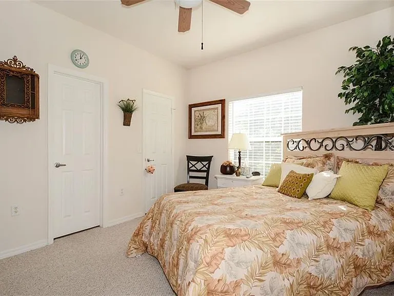 7685 Plantation Cir #B — Photo 17