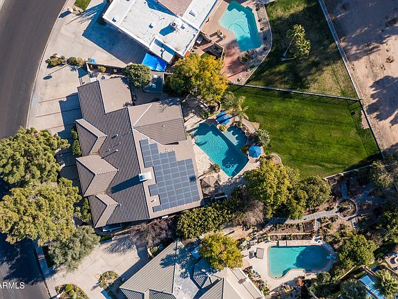 3rd image of 349 W GLENEAGLES Drive