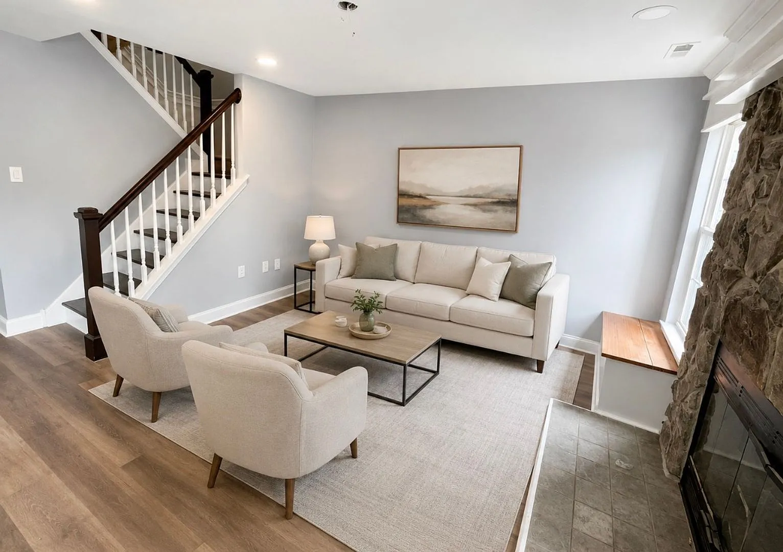Newtown Grant Large Renovated Townhome 3 Beds 2.5 Bath Available Oct 1, 2026 — Photo 3