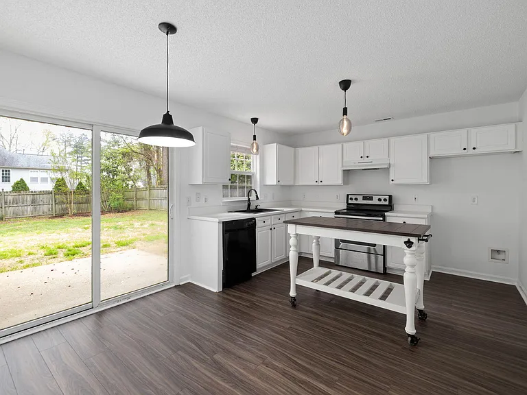 6905 Dawnalia Ct — Photo 17