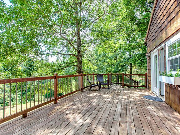 3rd image of 1703 Leatherwood Hollow Rd