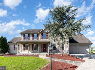 21 Dickinson Dr, Hanover, PA 17331