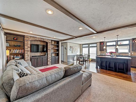 5th image of 713 Lathem Blvd