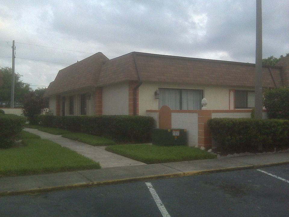 1st image of 5067 70th Pl N