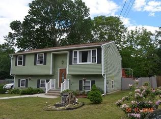 4 Dodd St, Coventry, RI 02816